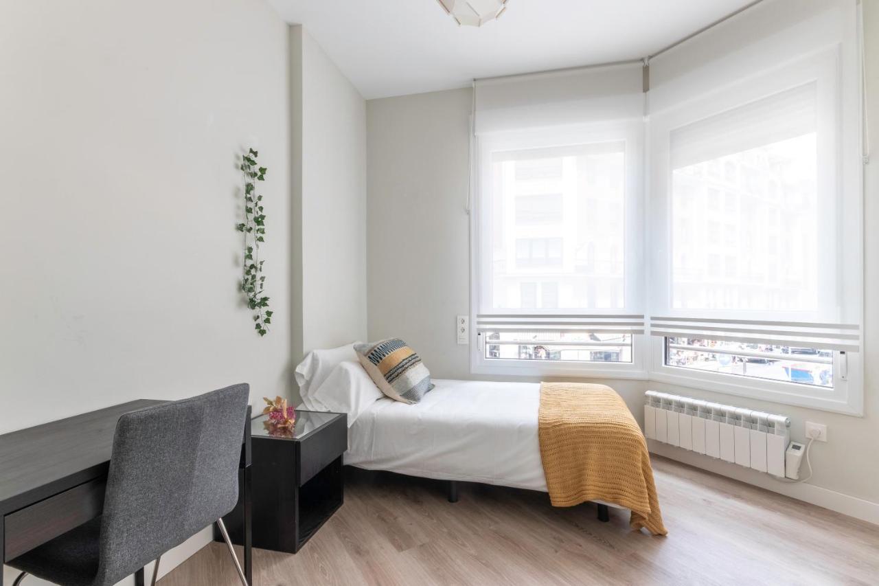 Appartamento Moderno Y Amplio En El Centro Bilbao Esterno foto